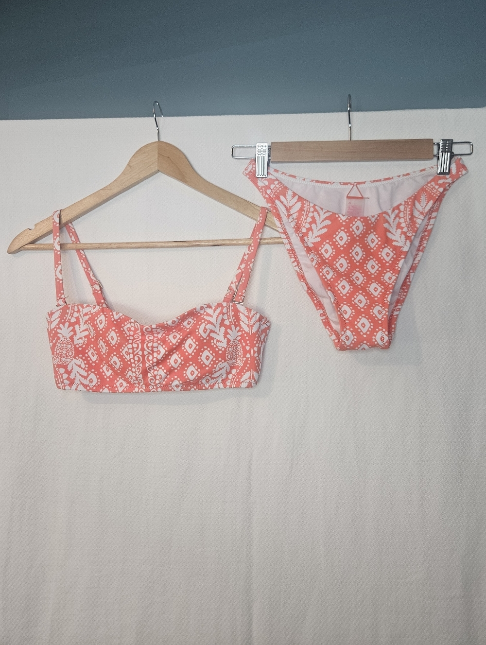 Lilly Pulizter Bikini 2-PC Flamingo Feather Harbor View Bandeau High-Cut Sz 4 - Picture 3 of 7